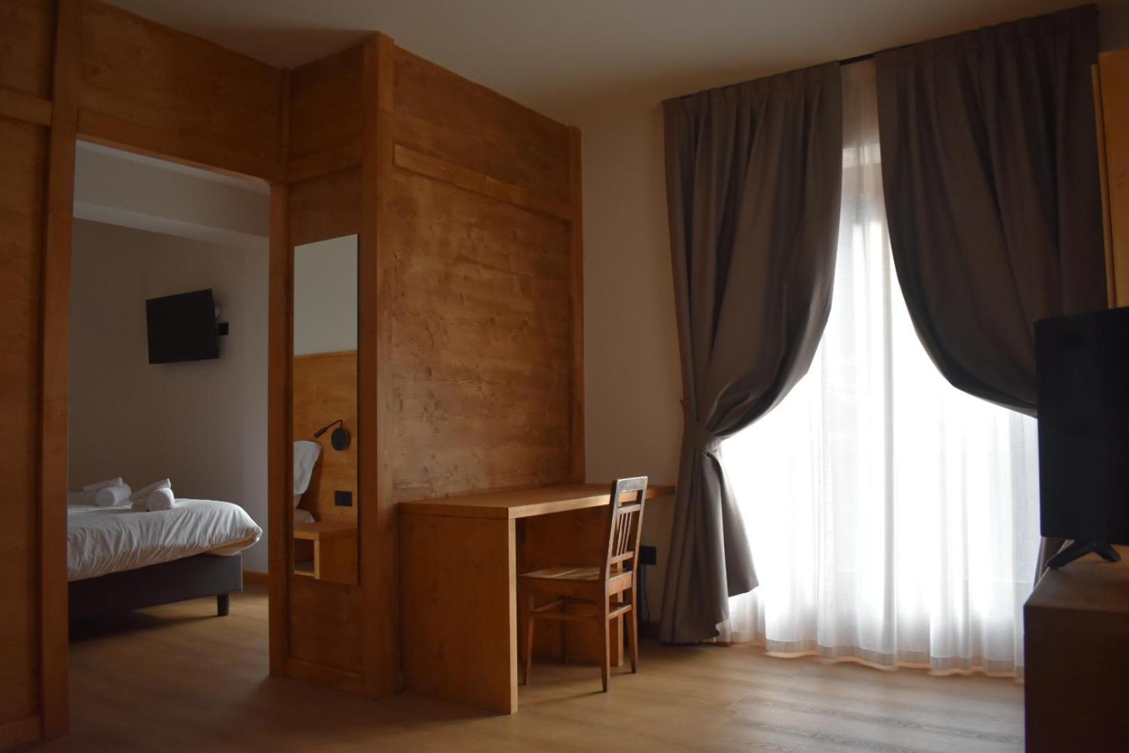 Hotel Pezzotti Pellizzano Eksteriør billede